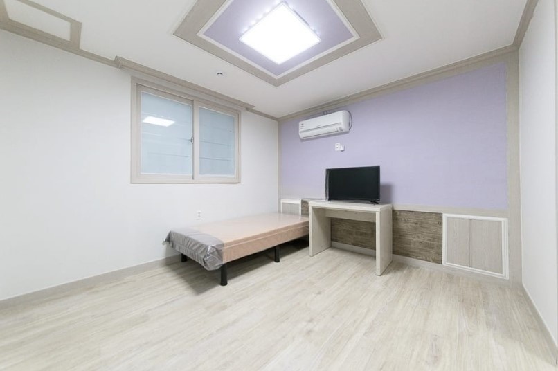 大邱啓明大学韓国留学ワンルームハートステイ 二谷駅竹田駅啓明大ワンルーム 啓明大学駅勢圏で、通学距離の静かな位置のワンルーム 啓明大学駅(大邱2号線)、城西産業団地駅(大邱2号線)、江倉駅(大邱2号線)に近いです。 ベランダが広くてホワイトのきれいなワンルームで、保証金300万ウォン、家賃30万ウォンです。